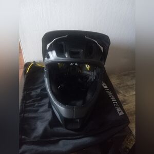 MET Bicycling Parachute MIPS Full Face Helmet Black Large New WIth Bag